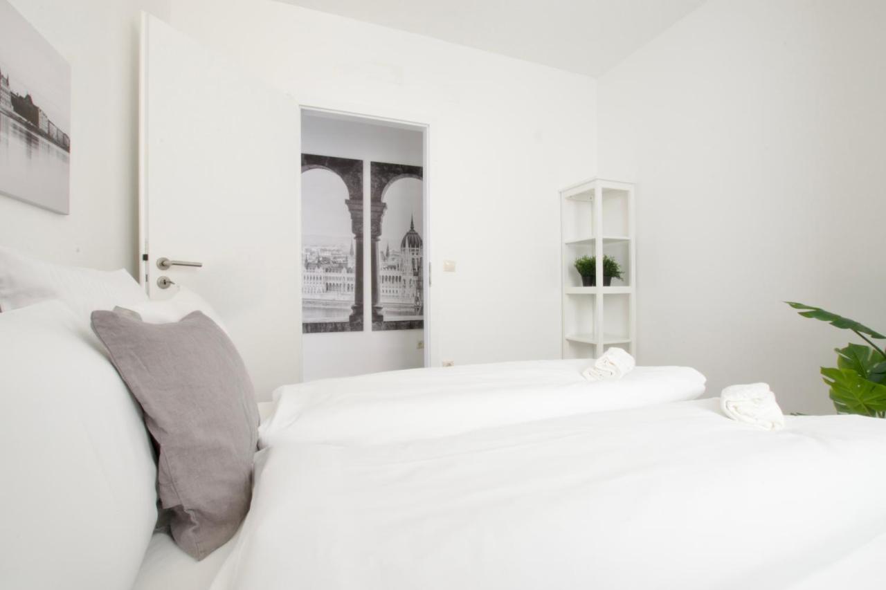 Penthouse Apartment By Hi5 -At The Top Of 布达佩斯 外观 照片